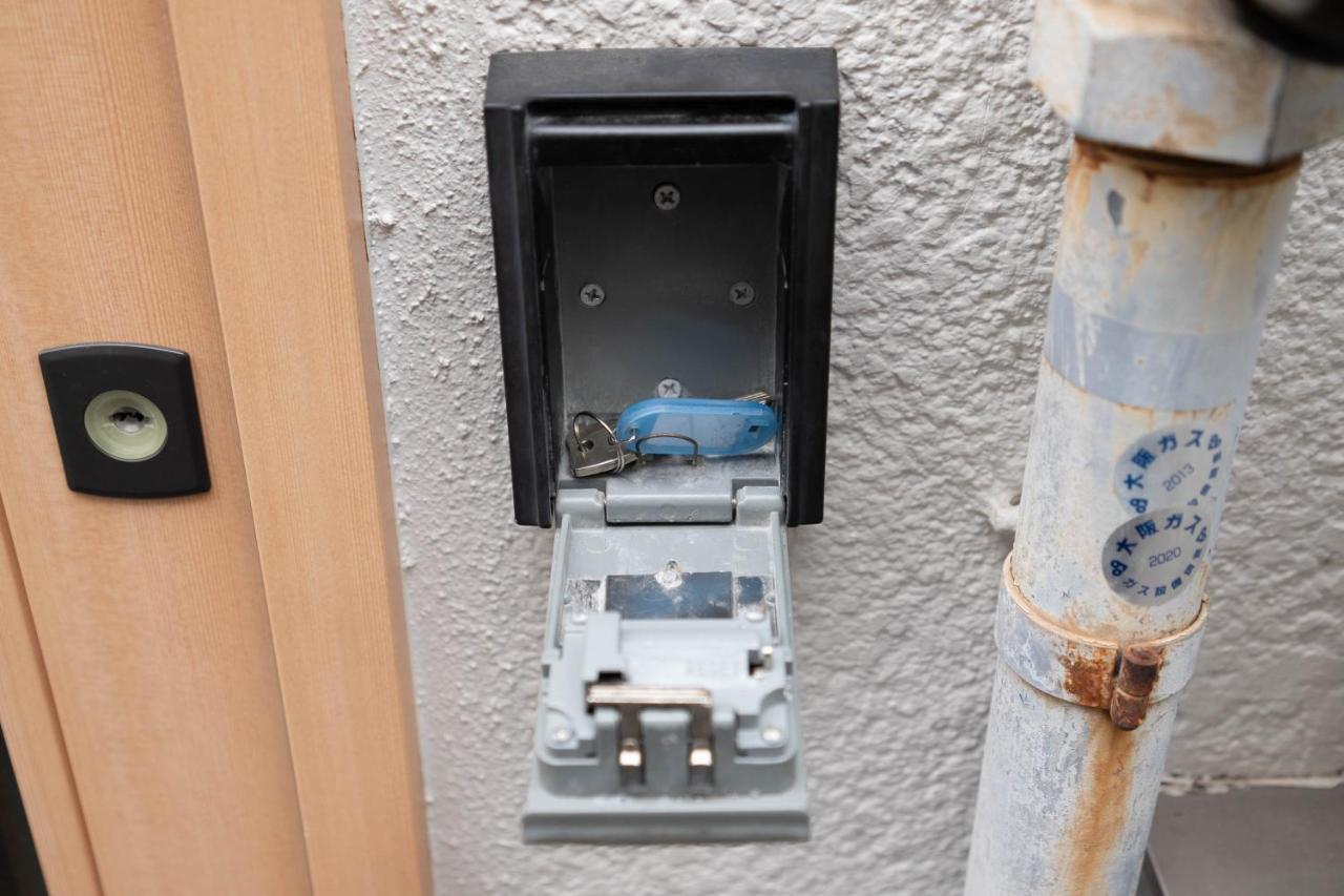 山house中津 最大10人 中津駅まで徒歩6分 梅田まで電車4分行ける！　 Appartement Osaka Buitenkant foto